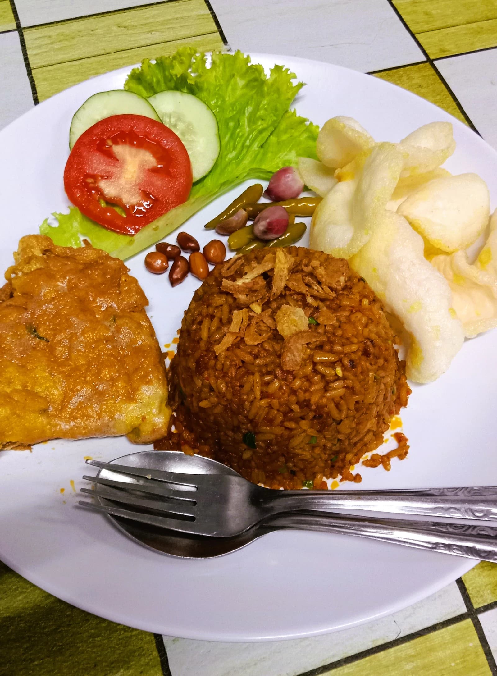 Hidangan di Kupie Saoeng 79, Medan